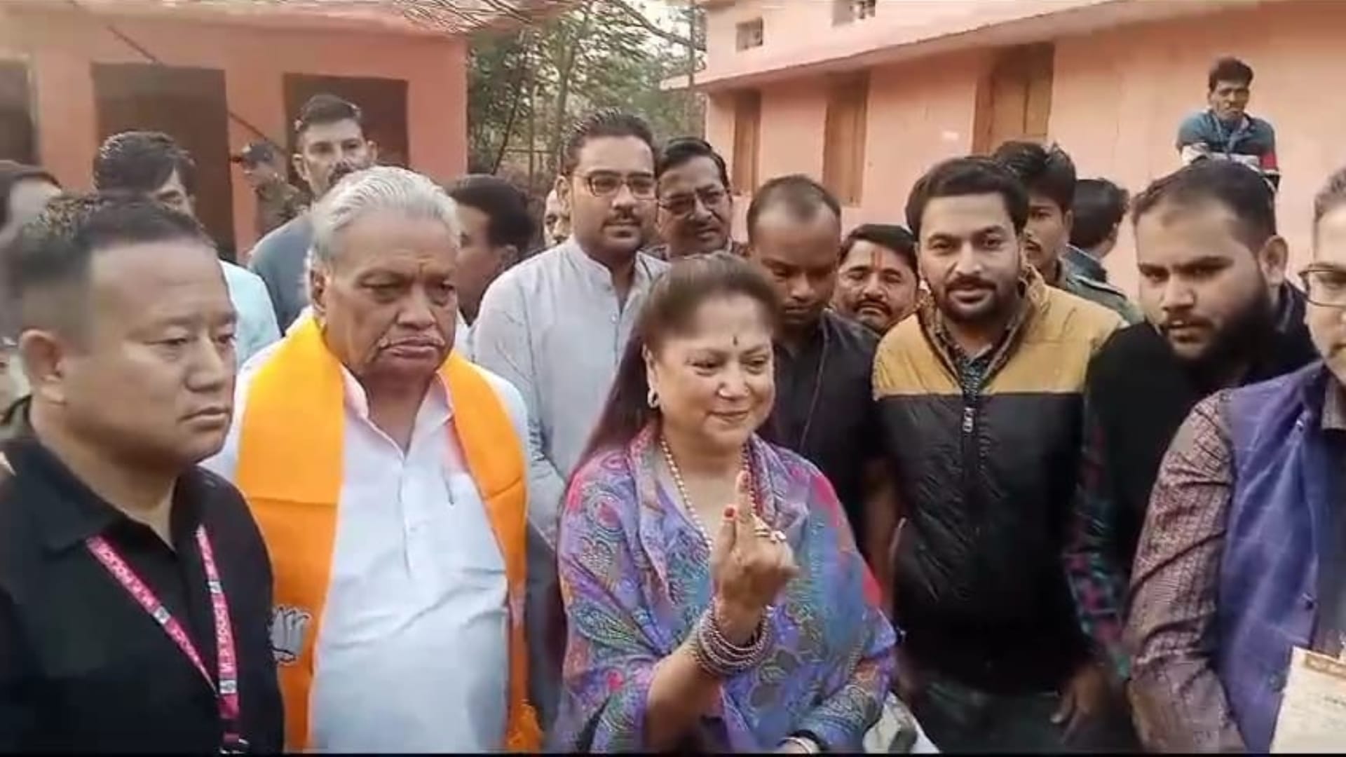 MP Election Shivraj Singh Performed Narmada Puja Before Voting Kamanath Visit Temple Check Photos