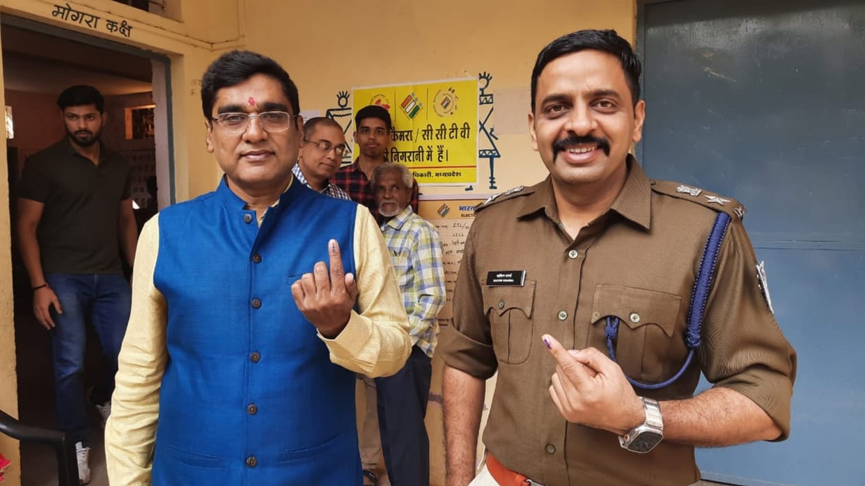 MP Election: People are voting to strengthen democracy, candidates remembered Mahakal before voting