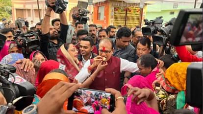 MP Election 2023: प्रदेश की हॉट सीटों पर कैसा रहा मतदान, दिग्गजों की प्रतिष्ठा लगी है दांव पर MP Election 2023: How was the voting on the hot seats of the state, the reputation of veterans is at stake