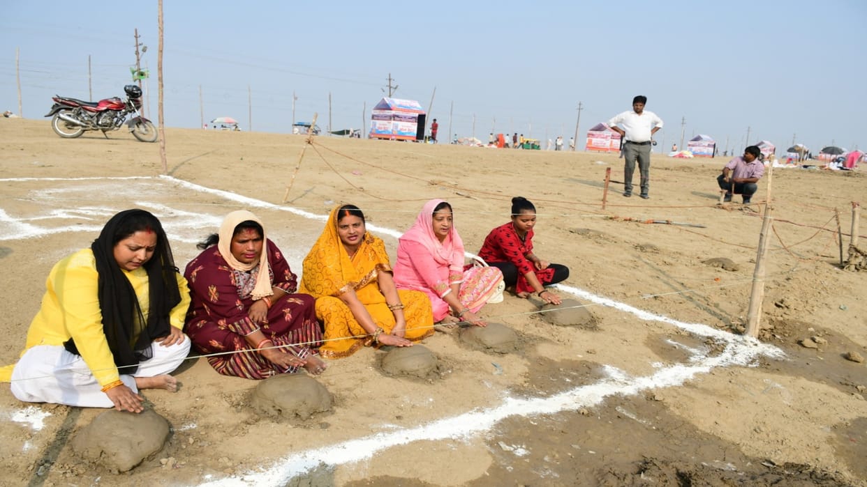Dala Chhath: Dala Shashthi fast begins with Nahay-Khay, altars built at Sangam, Kharna today