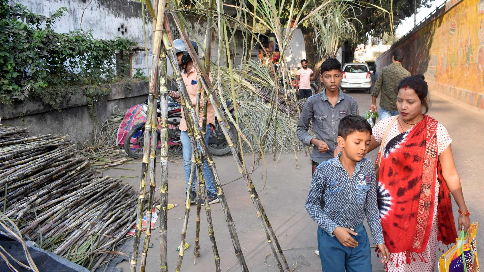 Chhath 2023 great festival of folk faith started with Nahay Khay in Gorakhpur