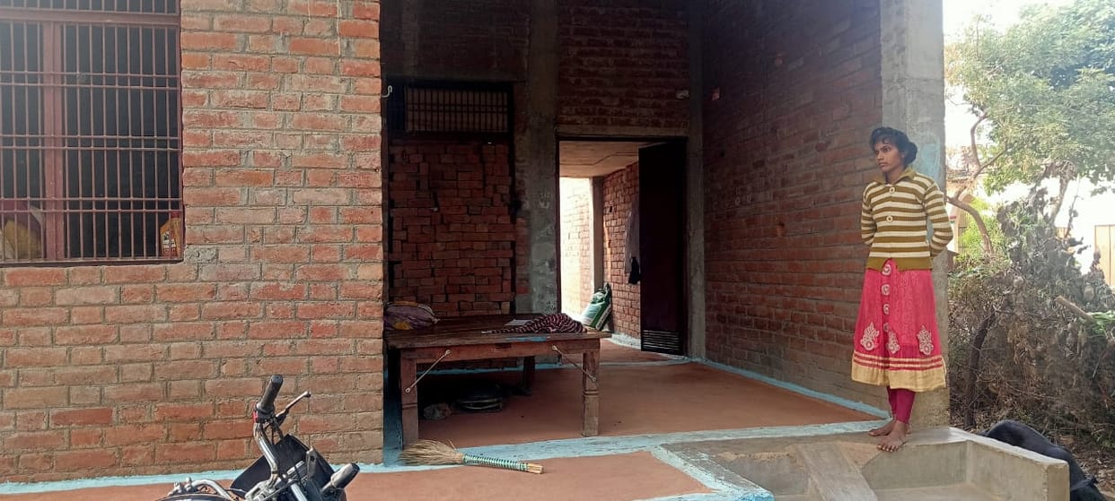Uncle murdered nephew by cutting him with a shovel, there was suspicion of illicit relationship with his wife