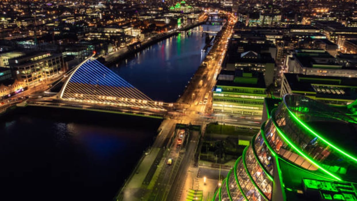 mysterious humming noise keeping in ireland city in night scientist can not figure out