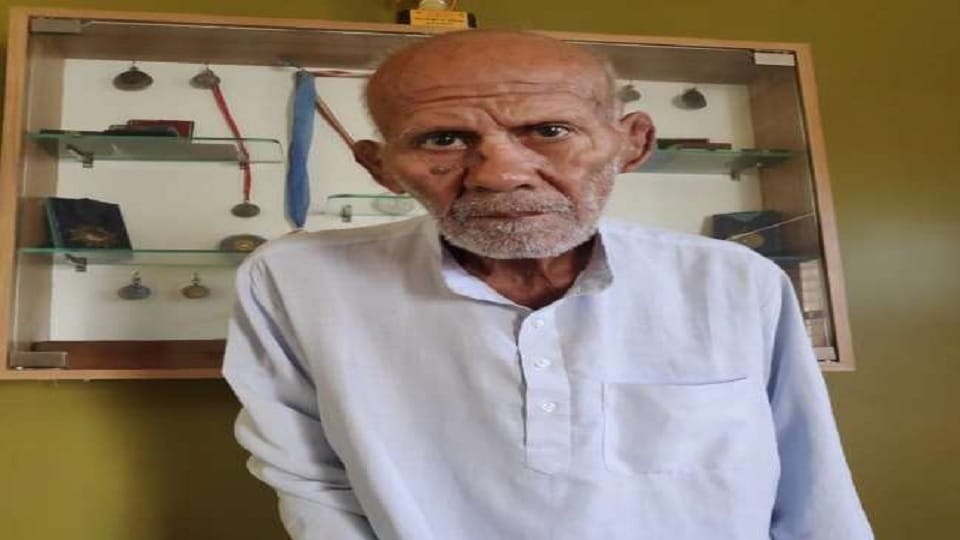 Dhyan Chand Awardee Sajjan Singh joins Panchatatva in Dadri, represented the country in Rome Olympics