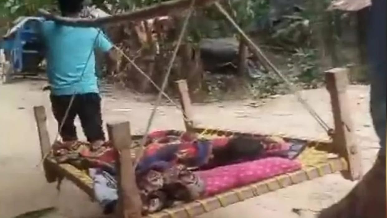 West Bengal: Woman dies en route to hospital after ambulances deny service due to bad road condition