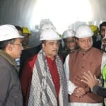 नितिन गडकरी और सीएम धामी