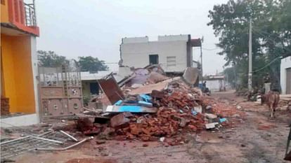Shivpuri: ट्रिपल मर्डर केस में 14 गिरफ्तार, आरोपियों के मकान पर चला बुलडोजर, रंजिश में की गई थी हत्या 14 accused arrested in Shivpuri triple murder case