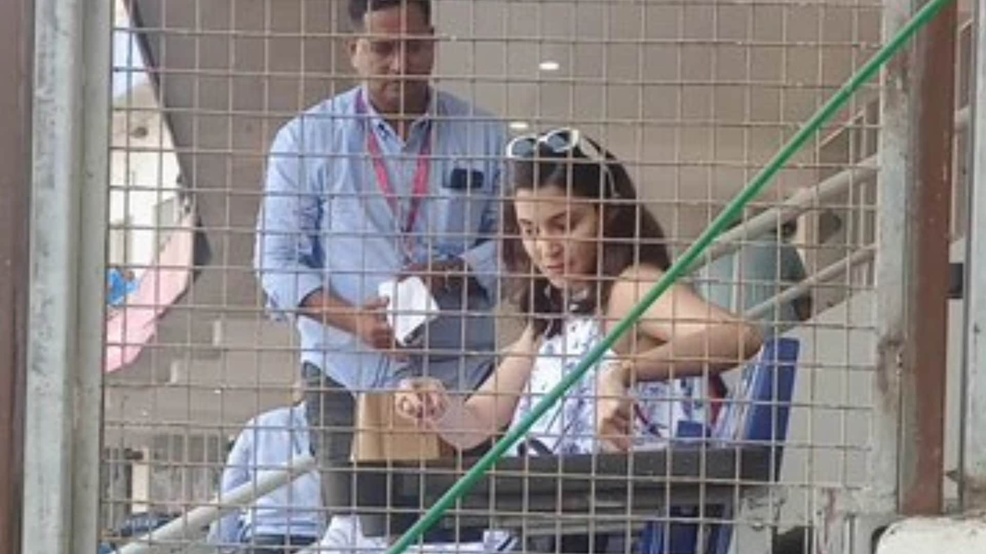 Anushka Sharma at Narendra Modi Stadium for WC 2023 for Ind vs Aus Final Photos went viral on social media