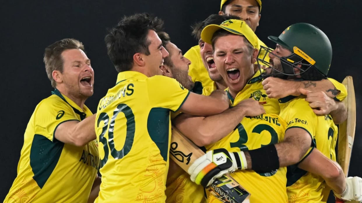 Ind vs Aus Live Score World Cup 2023 India vs Australia Scorecard Online Today Match News in Hindi