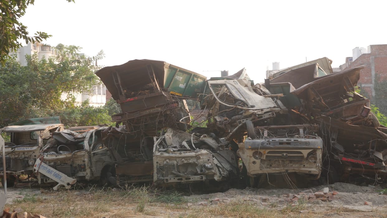 56 vehicles of Municipal Corporation are buried in Jalkal complex. Team formed to search the vehicles.