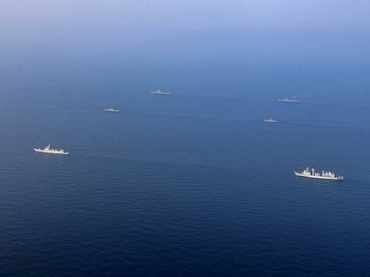 Ship Hijacked: दक्षिणी लाल सागर में मालवाहक जहाज हाईजैक, तुर्किये से भारत आ रहा था; इस्राइल ने इस देश को घेरा Israel Defence Forces Iranian attack Galaxy Leader vehicle carrier Yemenite Houthi militia