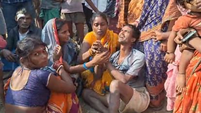Bihar Police failed to stop crime in Madhepura, Drunken bullies beat elderly woman to death