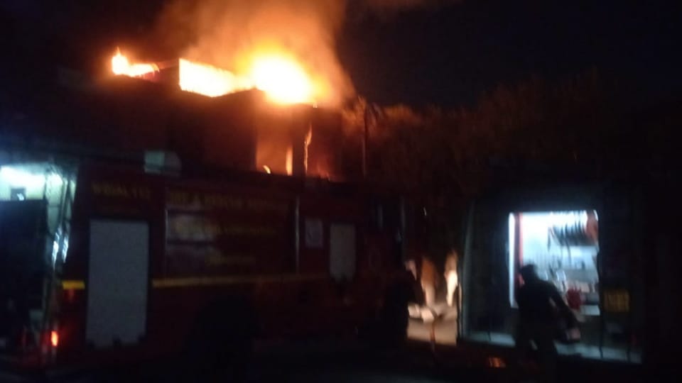 Fire broke out in furniture showroom in Chandigarh Industrial Area Phase 2