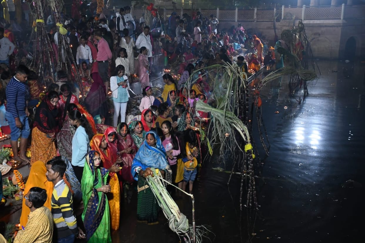 CM Yogi said, may Chhathi Maiya's blessings be upon all of you, may everyone have a happy life