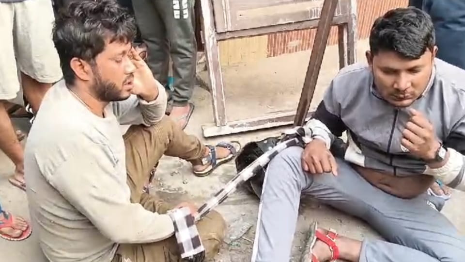 Loot with car owner in bathinda