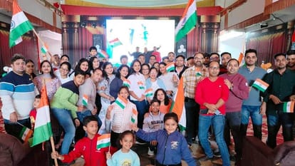 रामपुर में विश्वकप फाइनल के दौरान दर्शक