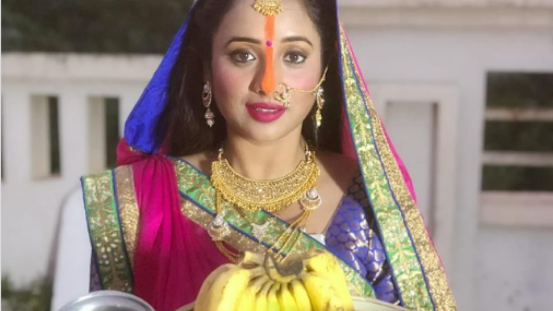 Chhath Puja 2023 celebration bhojpuri stars monalisa ravi kishan khesari lal amrapali nirahua rani akshara sin