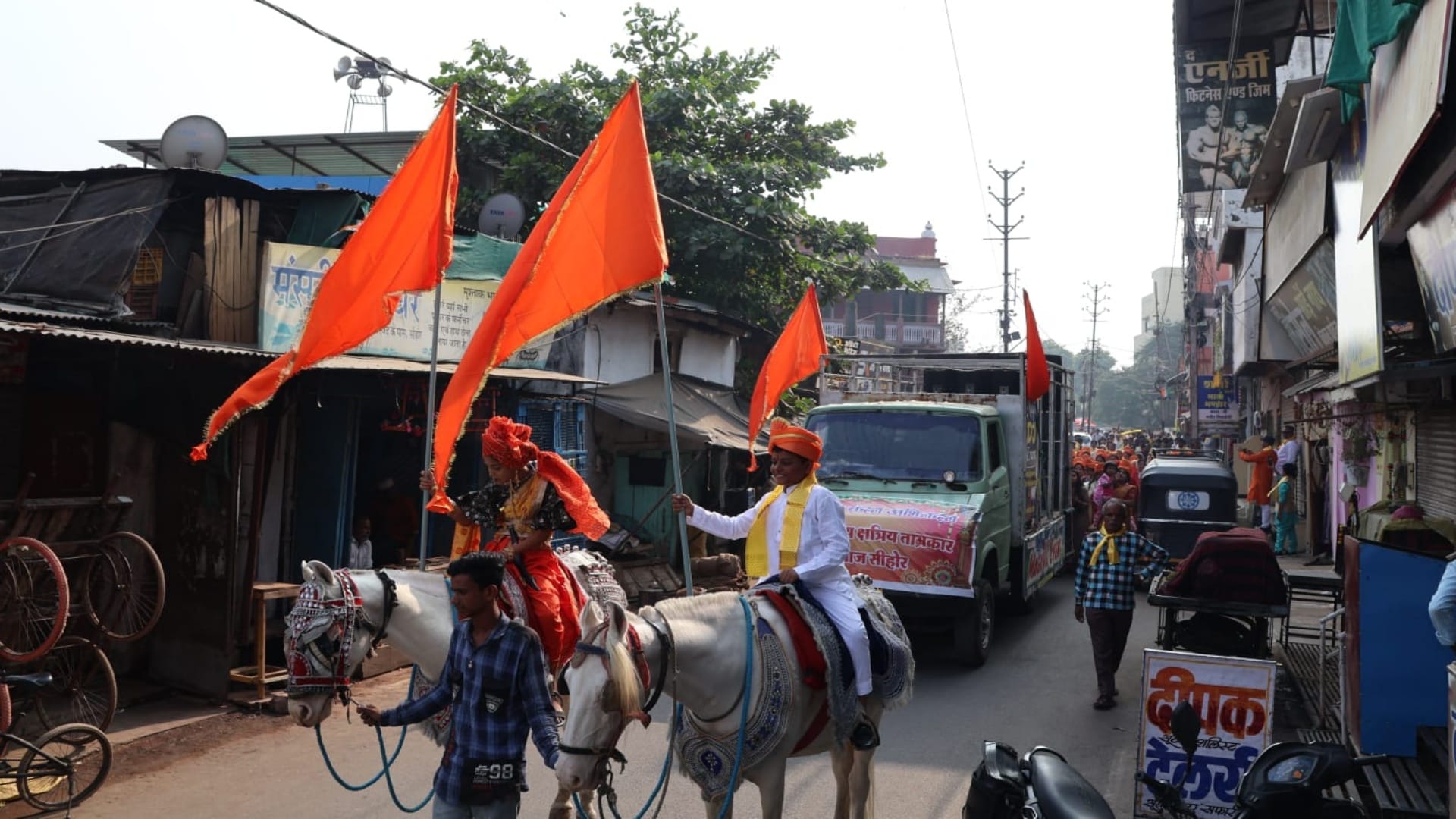 Sahastrabahu Jayanti Grand walking ceremony held in Sehore see photos