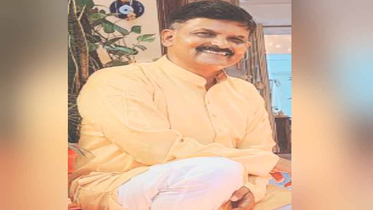 Sanjeev Ranjan Ojha, who returned from central deputation, was put in charge of DG Jail.