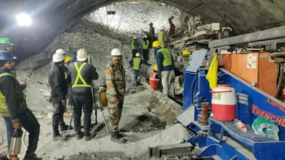 Uttarkashi Tunnel Collapse First success after nine days Six inch pipe passed through tunnel food items will b