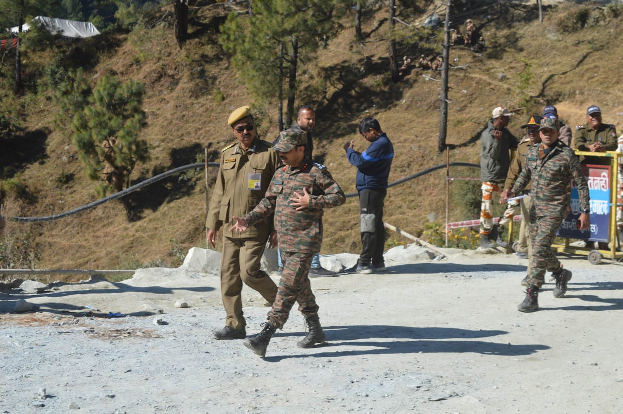 Uttarkashi Tunnel Collapse Rescue Operation in Silkyara Indian Army will help in manual drilling inside tunnel