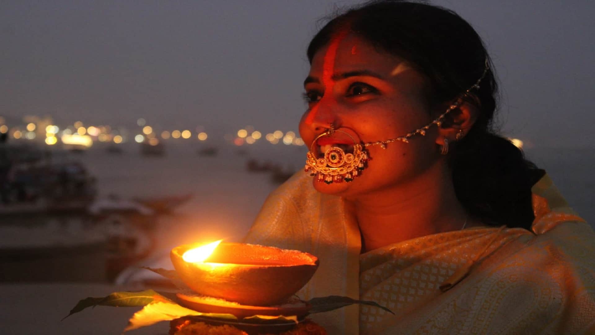 Varanasi's Chhath Puja in pictures: Adidev made the devotees wait for 23 minutes