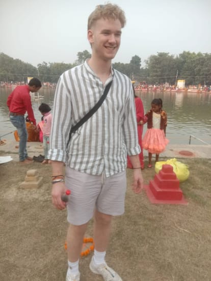 People coming from abroad to celebrate Chhath The young man from Germany reached Kashi to offer Arghya