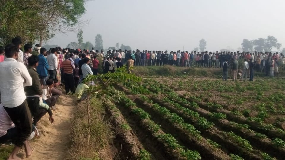 young man murdered and dead body thrown in potato farm in budaun