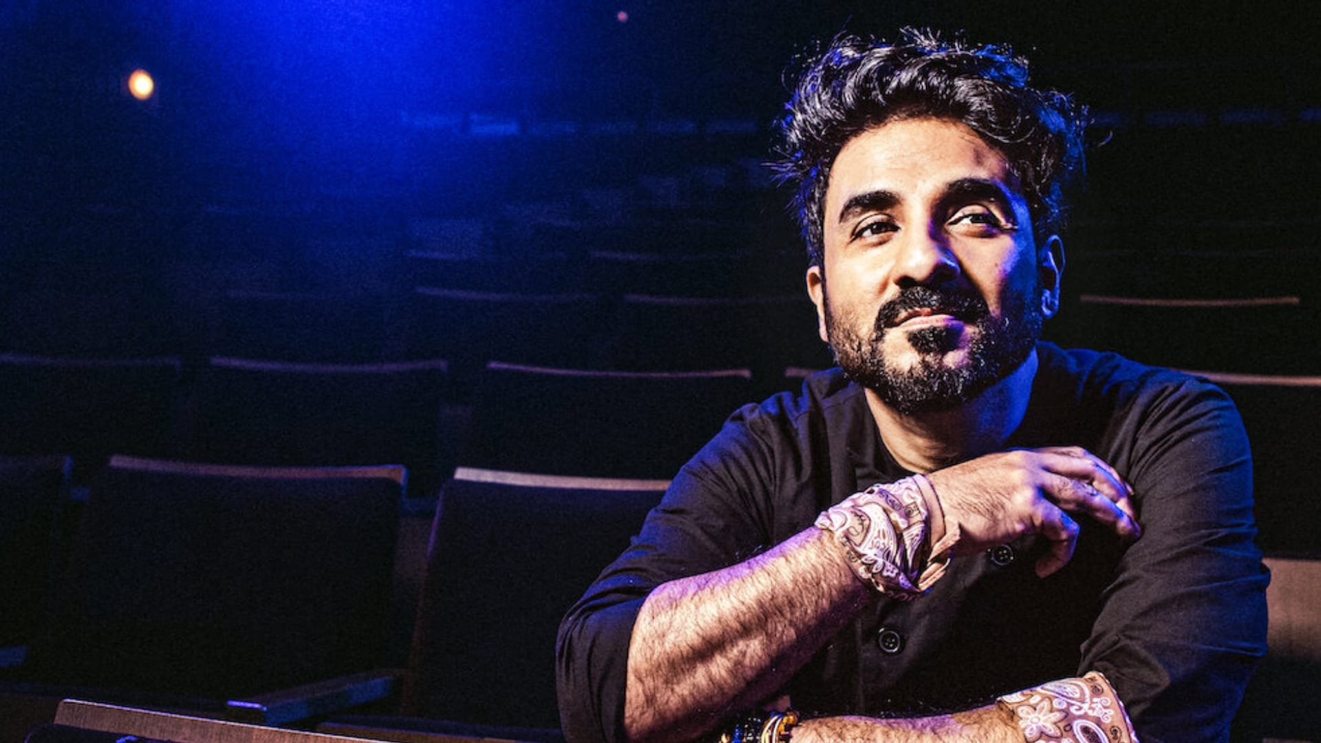International Emmy Award winner Vir Das poses with Trophy in Dishwasher Stand shared his grounding moment