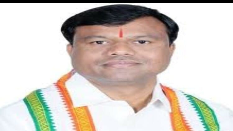 CG News: सांसद दीपक बैज ने किया कांग्रेस की सरकार बनने का दावा, कहा- जनता ने मोदी की गारंटी को किनारा किया