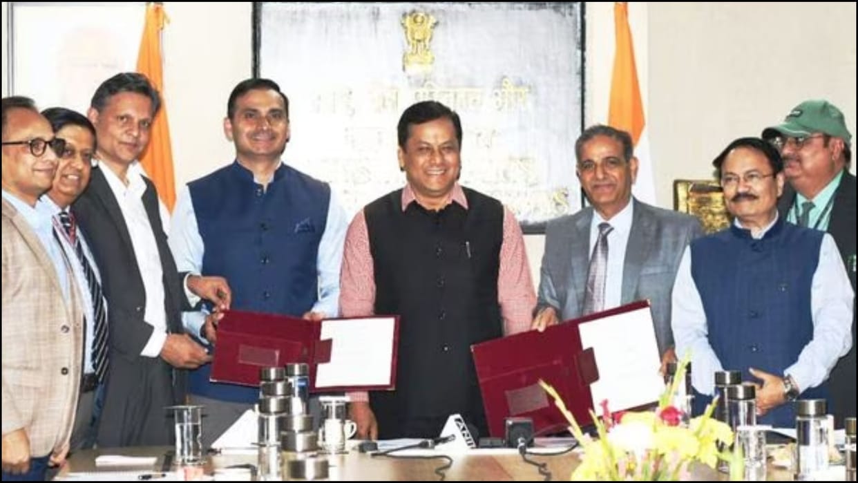 Amazon to transport cargo packages via Ganga river, inks MoU with IWAI