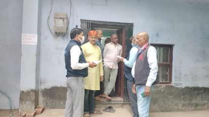 Bihar News : गया पहुंची डब्ल्यूएचओ की टीम, डोर टू डोर लोगों से मिल रहे; अब तक चिकनगुनिया के 250 मरीज Bihar News: WHO team reached Gaya, meeting people door to door; 250 chikungunya patients so far
