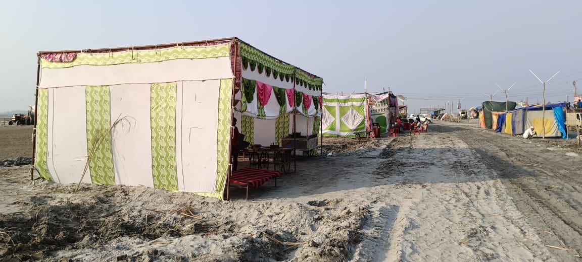 Meerut: A metropolis of tents has settled in Makhdoompur Ganga Fair and many lakhs of devotees will reach