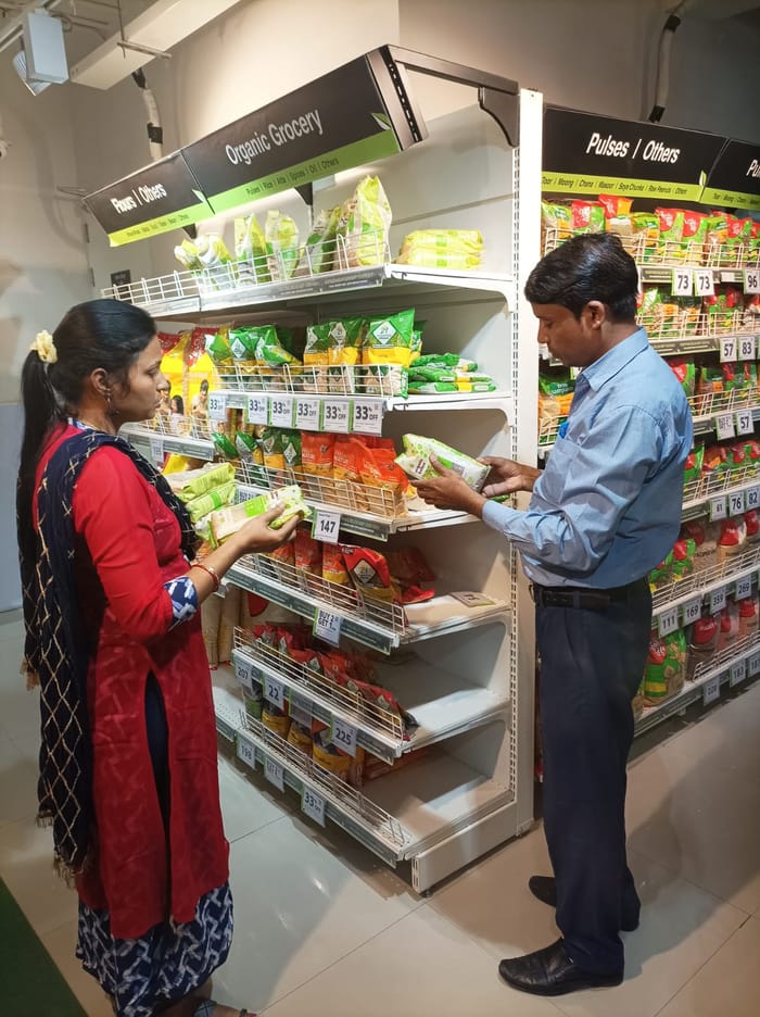 Consumer Affairs It is mandatory to give manufacturing date and selling price per unit on canned products