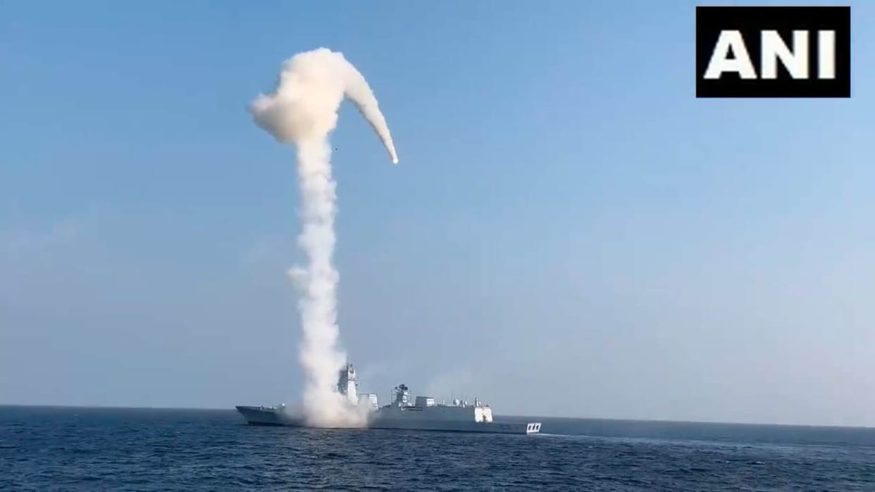 Indian Navy Imphal, Imphal Yard 12706 Indian Navy, Imphal Bulls Eye Brahmos, Brahmos maiden firing at sea