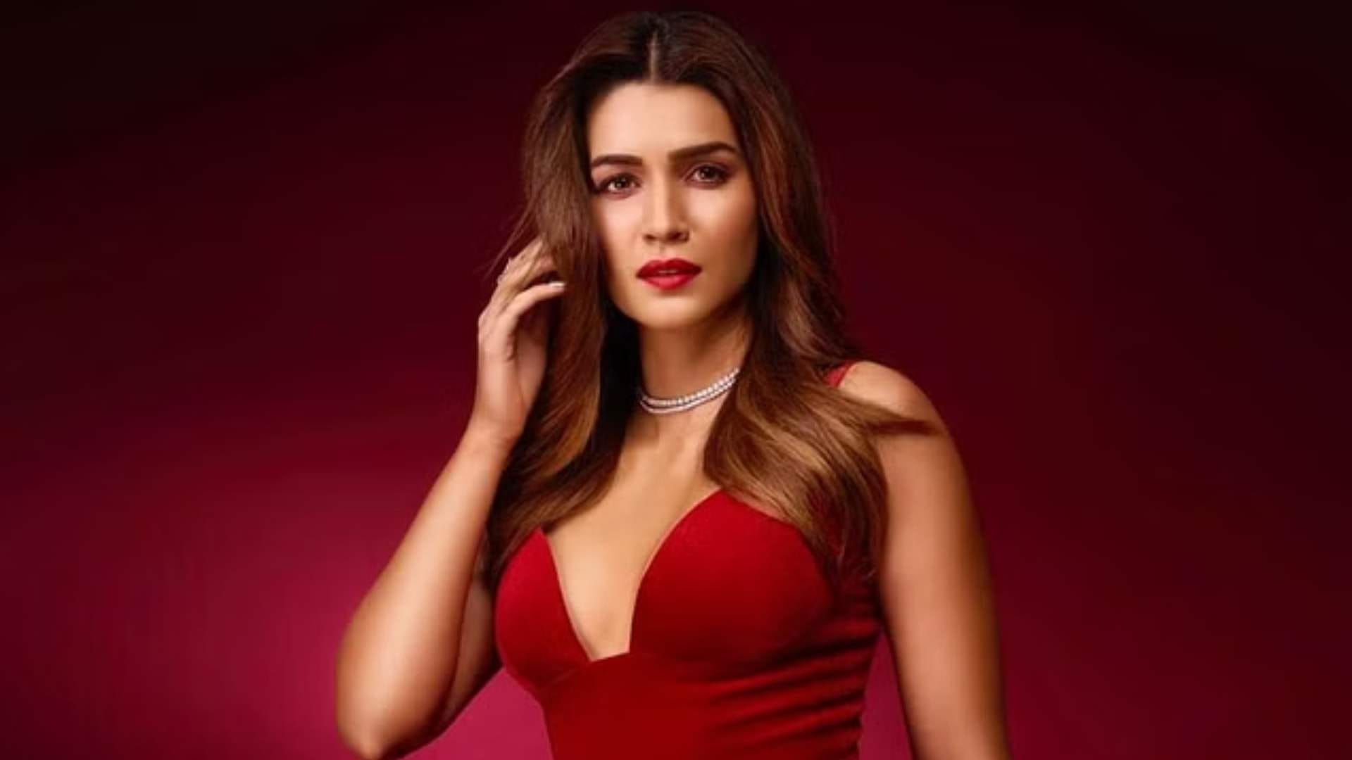 Ganapath Fame Kriti Sanon denies promoting trading platforms on Koffee with Karan 8 actress takes legal action