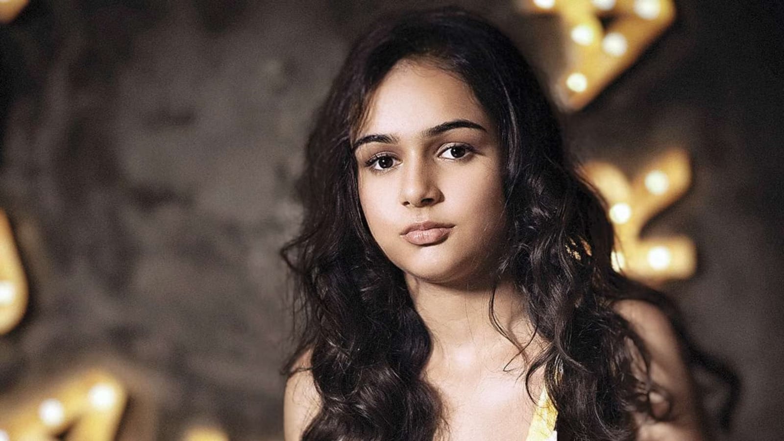 Shekhar Kapur Daughter Kaveri Kapur it ready to Make Her Bollywood Debut claim reports know in detail