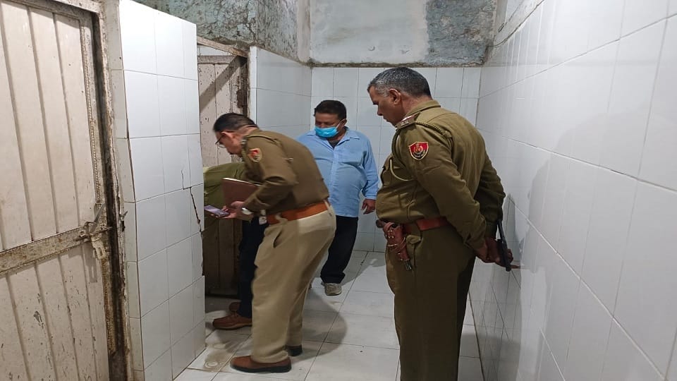 Six-month old fetus found in Fatehabad Civil Hospital, head stuck in women toilet seat