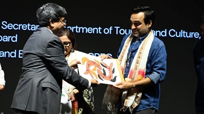 अभिनेता पंकज त्रिपाठी ने चंदेरी को बताया फिल्म सेट