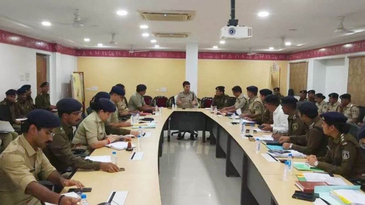 Raipur News: Special campaign of Raipur Police in winter time, SSP took meeting