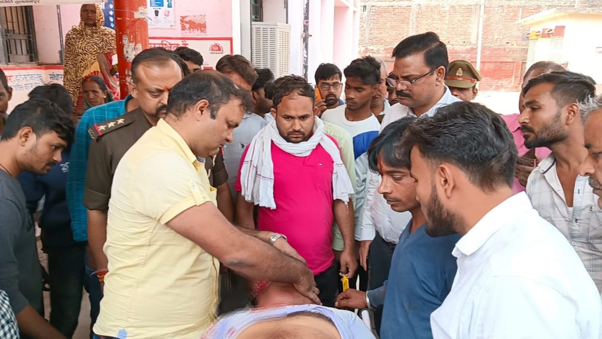An old man killed in Kadipur Kotwali in Sultanpur.