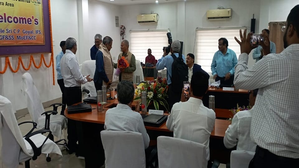 Forest Director General Chandraprakash Goyal and Coal India Chairman PM Prasad inspected SECL Gevra mine korba