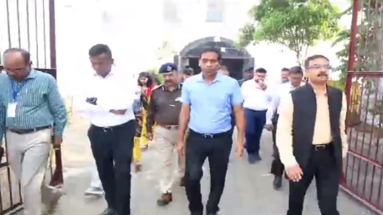 MP Election 2023 Awaiting instructions from Center in Khandwa SP case Rajan reached Bhopal