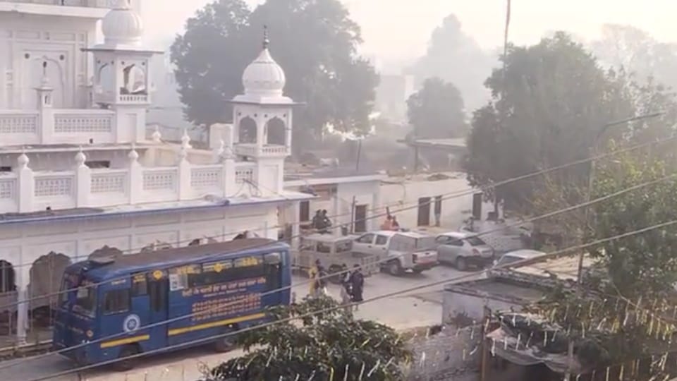 Clash between Nihangs and police in Sultanpur Lodhi Policeman killed and several injured
