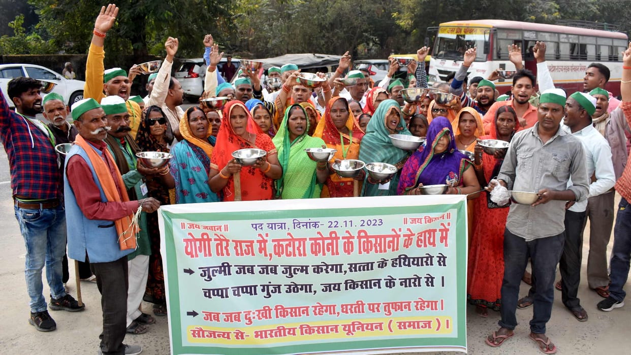 Farmer leaders came in support of Koni villagers staged protest