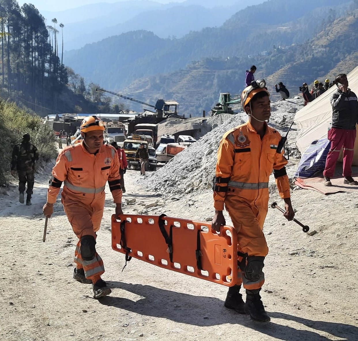 Uttarkashi Tunnel Rescue Updates: Favorable Conditions For Drill Even From Above Tunnel vertical drilling