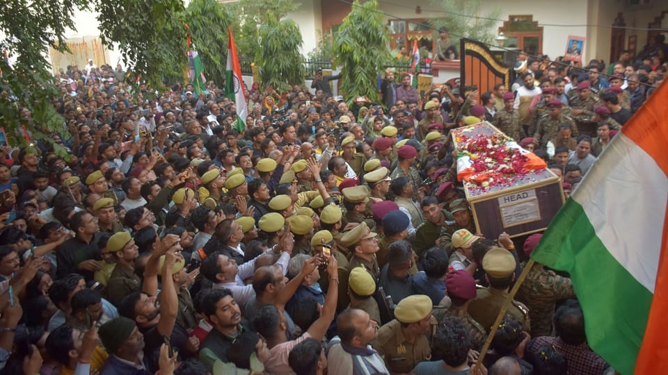 Captain Shubham Gupta Last Rites No relation through sacrifice people arriving from far away places
