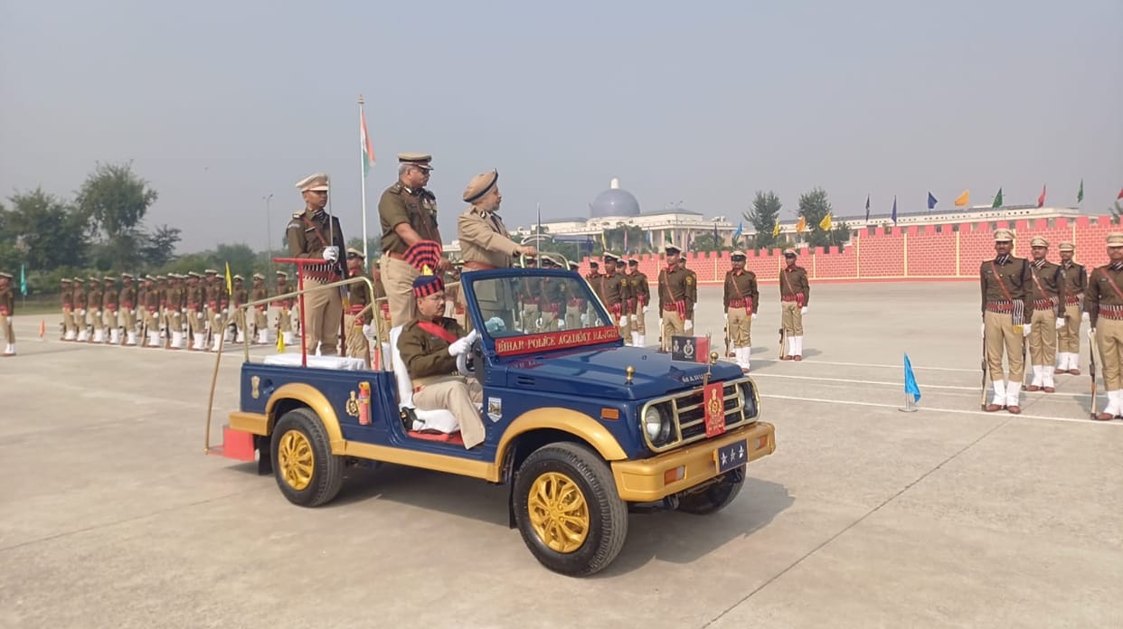 Bihar DGP IS Bhatti speaks at the convocation ceremony of the 65th batch of trainee DSPs