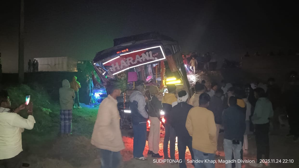 Bihar News : Fierce collision between bus and Haiva in Gaya, one dead, many passengers injured.