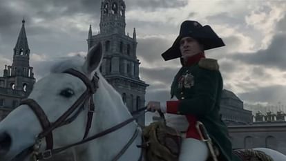 Napoleon Movie Review in Hindi Ridley Scott David Scarpa vanessa kirby joaquin phoenix